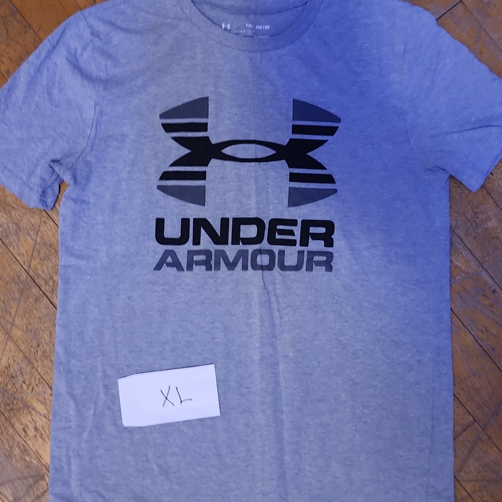 Under Armour Gray Short Sleeve Performance Tee